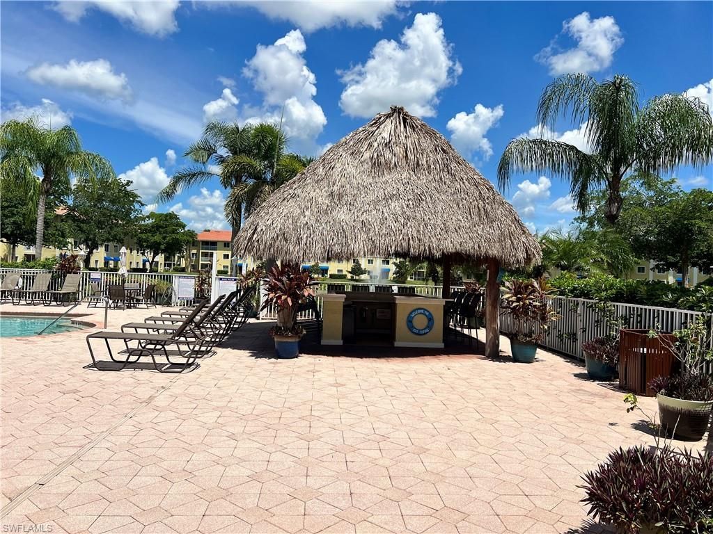 8274 Key Royal Cir, Unit 1036, Naples, FL 34119 Photo