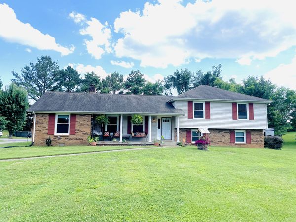 3276 Trough Springs Rd , Clarksville, TN 37043