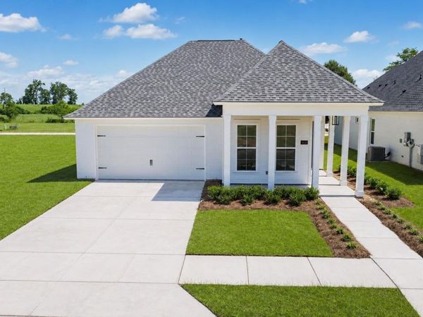 4438 Camargue Avenue, Baton Rouge, LA 70820
