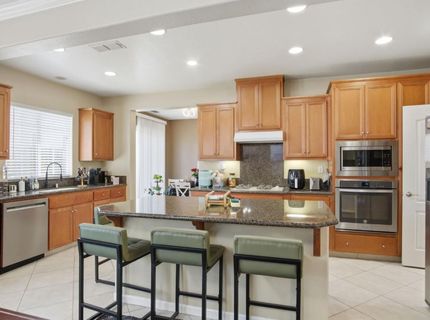 246 W Recreo Way, Tracy, CA 95391 Photo