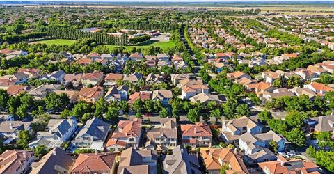 246 W Recreo Way, Tracy, CA 95391 Photo