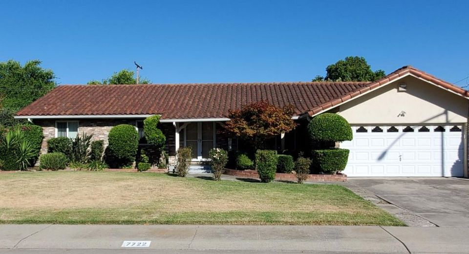 7722 Woodside Dr, Stockton, CA 95207 Photo