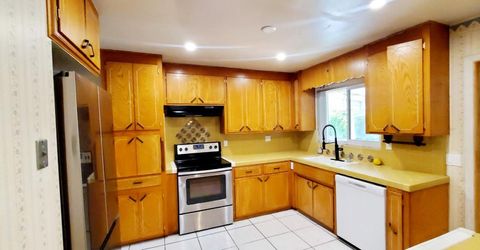 7722 Woodside Dr, Stockton, CA 95207 Photo