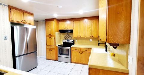 7722 Woodside Dr, Stockton, CA 95207 Photo