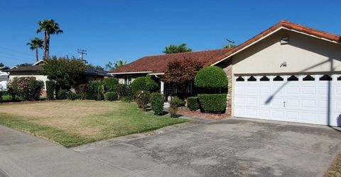 7722 Woodside Dr, Stockton, CA 95207 Photo