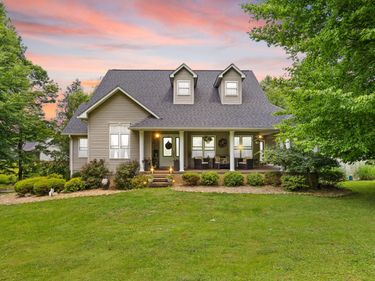 398 Carriage Lane, Jamestown, KY 42629