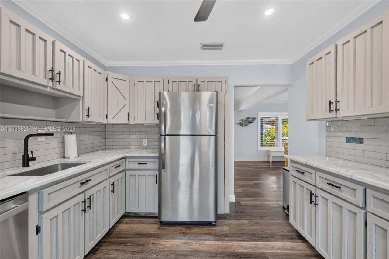 417 NW 46th St, Oakland Park, FL 33309 Photo