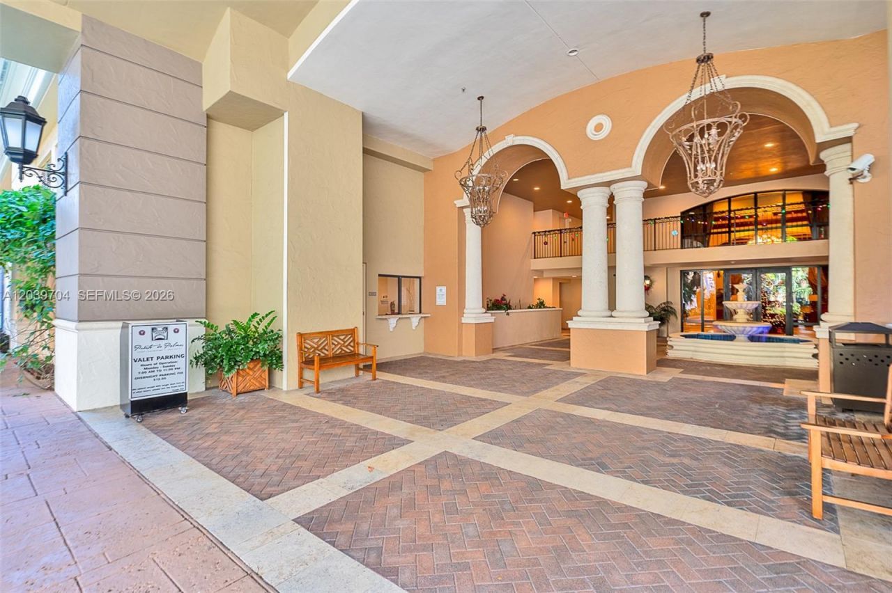 888 S Douglas Rd, Unit 910, Coral Gables, FL 33134 Photo