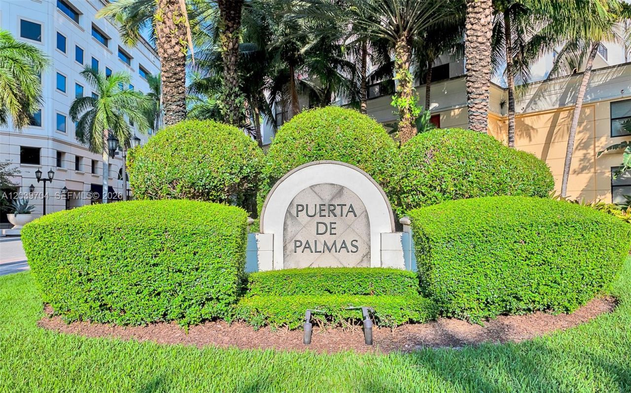 888 S Douglas Rd, Unit 910, Coral Gables, FL 33134 Photo