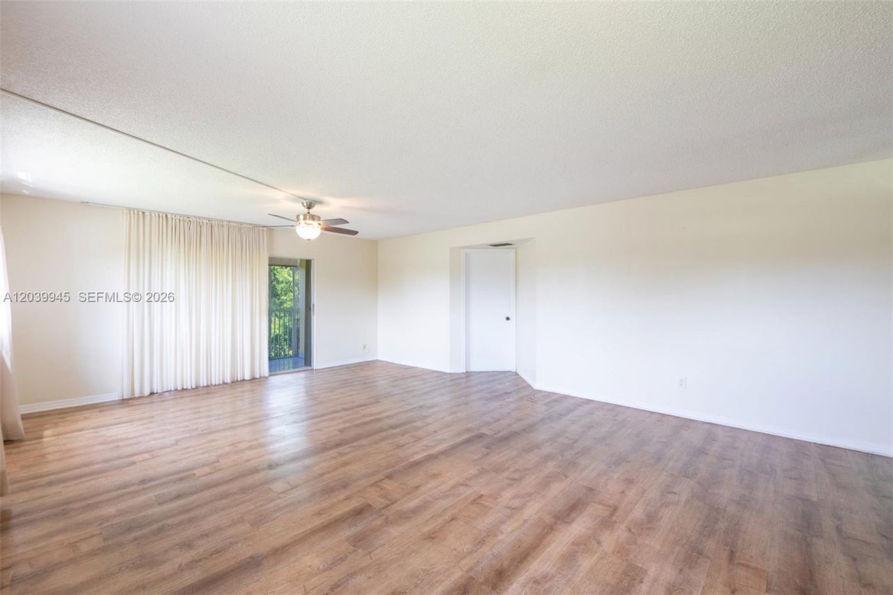 500 SW 130th Ter , Unit 301A, Pembroke Pines, FL 33027 Photo