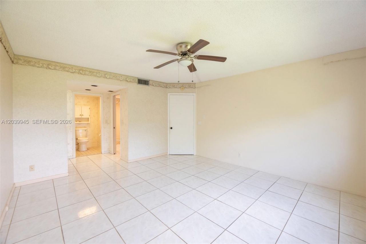 500 SW 130th Ter , Unit 301A, Pembroke Pines, FL 33027 Photo