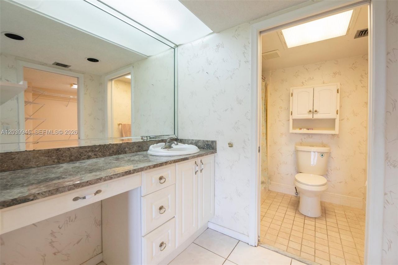 500 SW 130th Ter , Unit 301A, Pembroke Pines, FL 33027 Photo