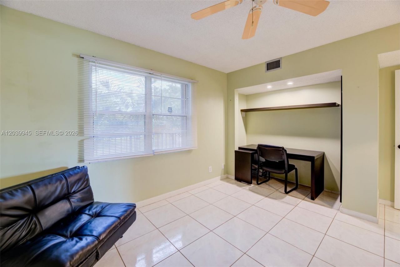 500 SW 130th Ter , Unit 301A, Pembroke Pines, FL 33027 Photo
