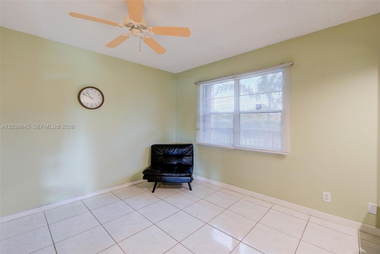 500 SW 130th Ter , Unit 301A, Pembroke Pines, FL 33027 Photo