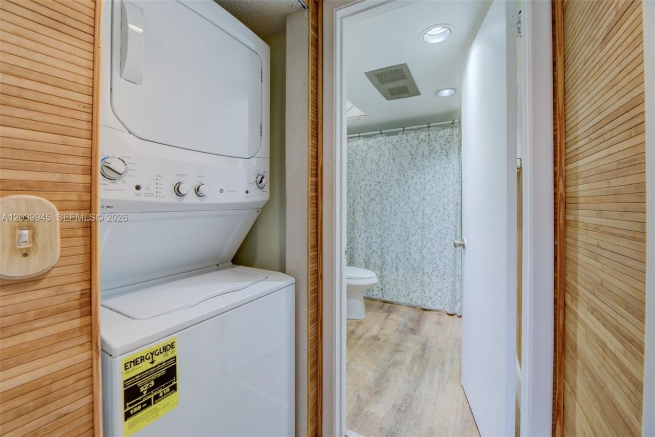 500 SW 130th Ter , Unit 301A, Pembroke Pines, FL 33027 Photo