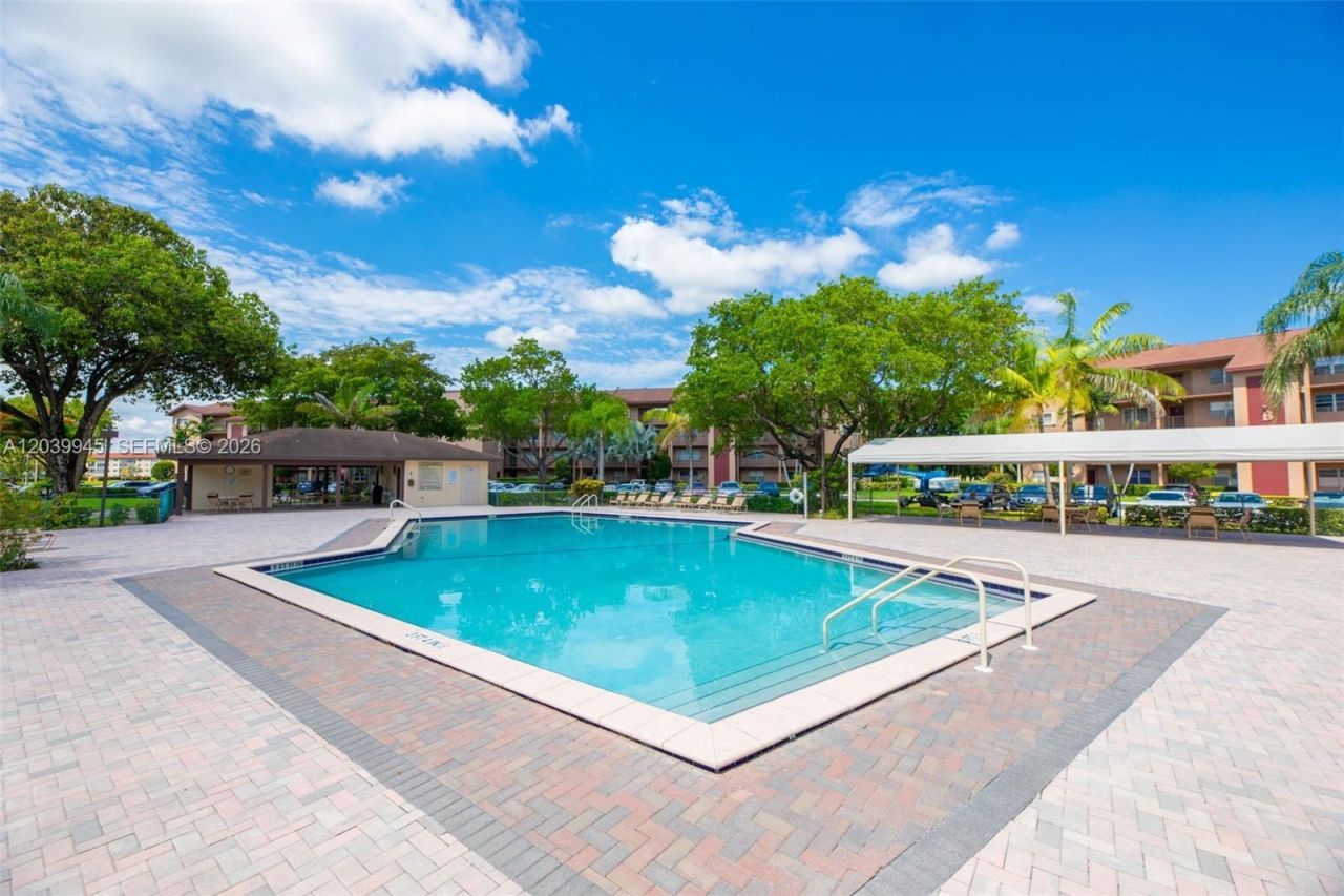 500 SW 130th Ter , Unit 301A, Pembroke Pines, FL 33027 Photo