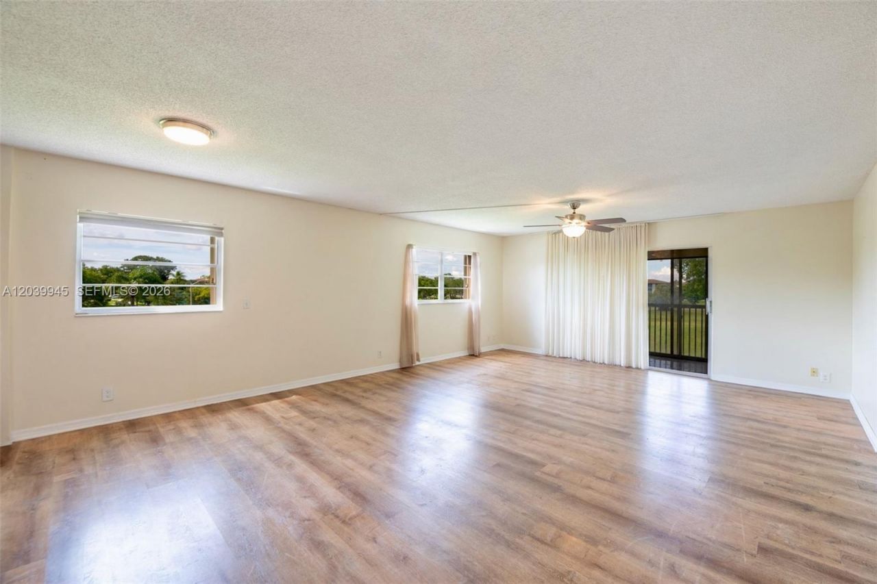500 SW 130th Ter , Unit 301A, Pembroke Pines, FL 33027 Photo