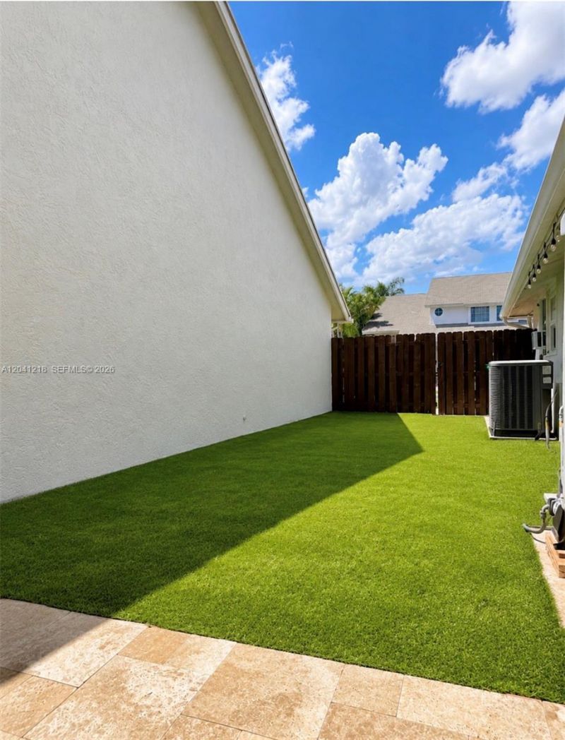 12224 NW 30th Mnr , Sunrise, FL 33323 Photo