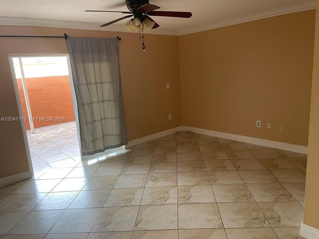 10851 SW 6th St , Unit 5, Sweetwater, FL 33174 Photo