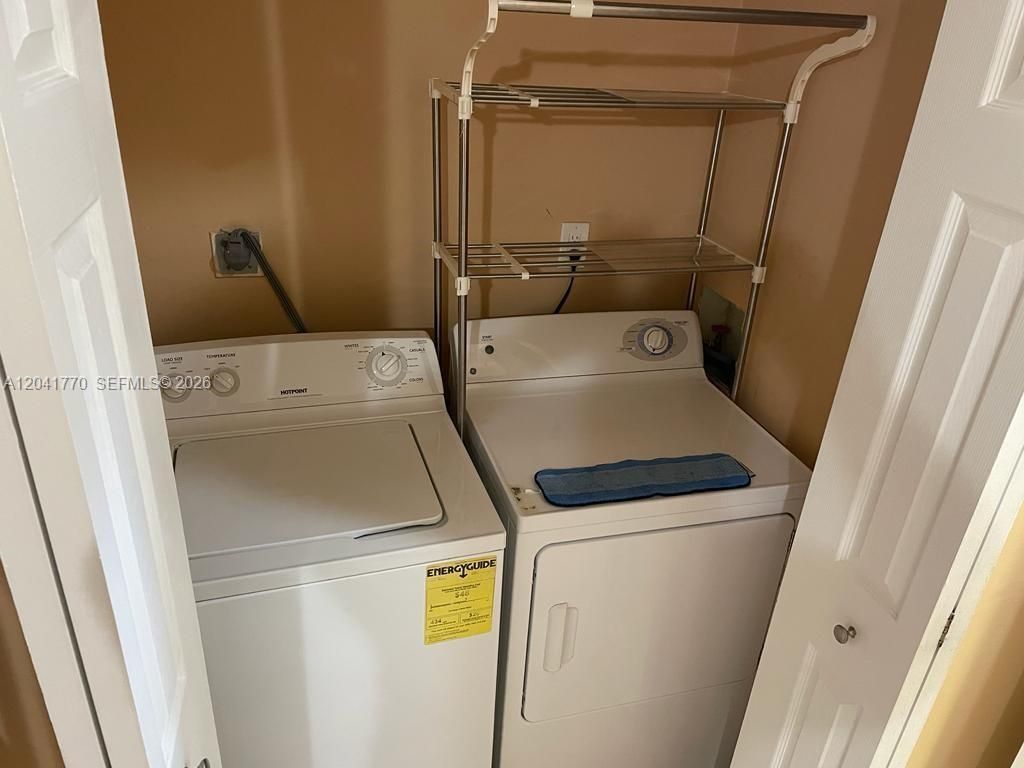 10851 SW 6th St , Unit 5, Sweetwater, FL 33174 Photo
