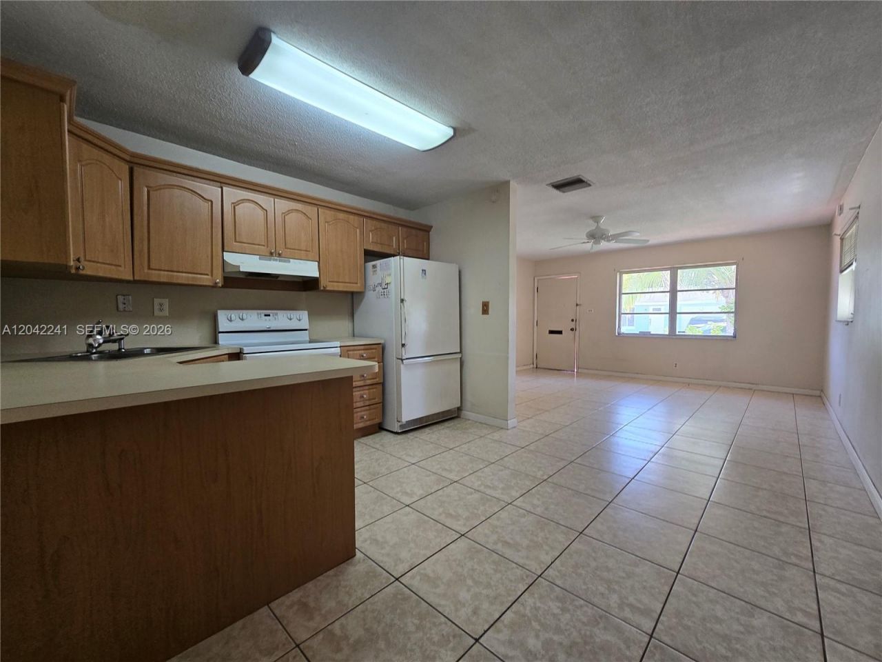 4717 NW 50th St, Tamarac, FL 33319 Photo