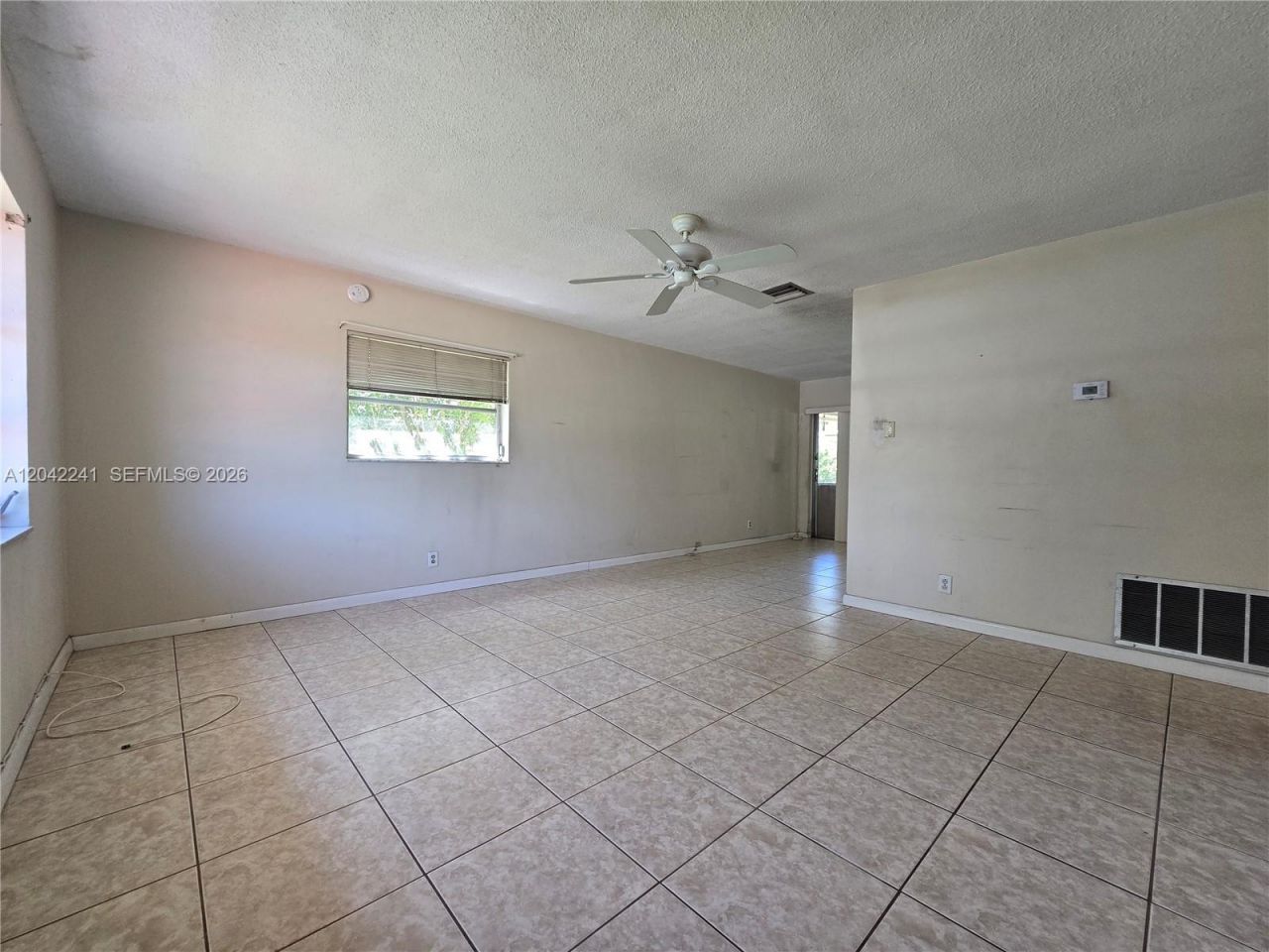 4717 NW 50th St, Tamarac, FL 33319 Photo