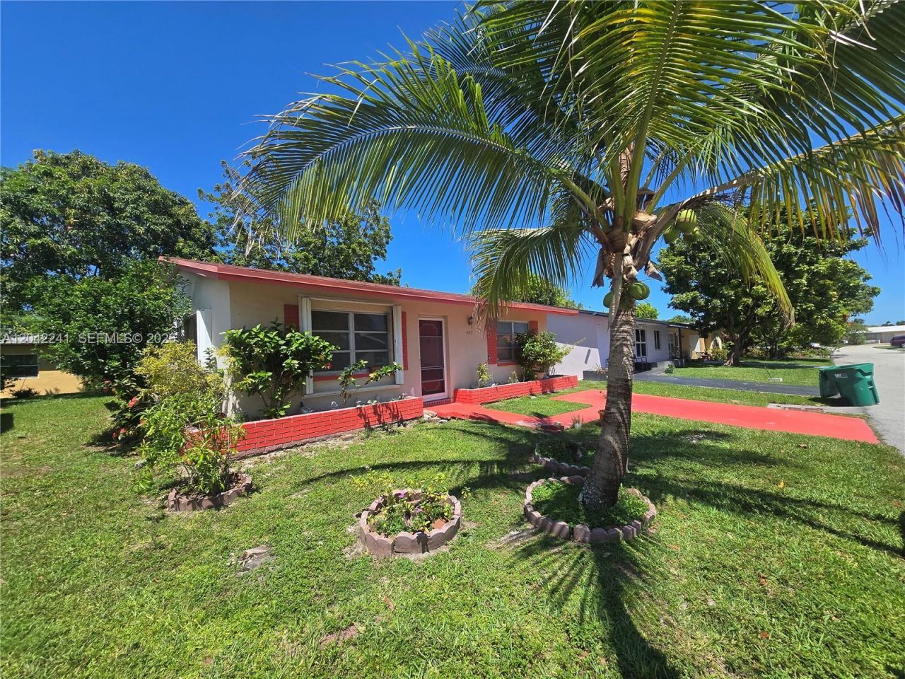 4717 NW 50th St, Tamarac, FL 33319 Photo
