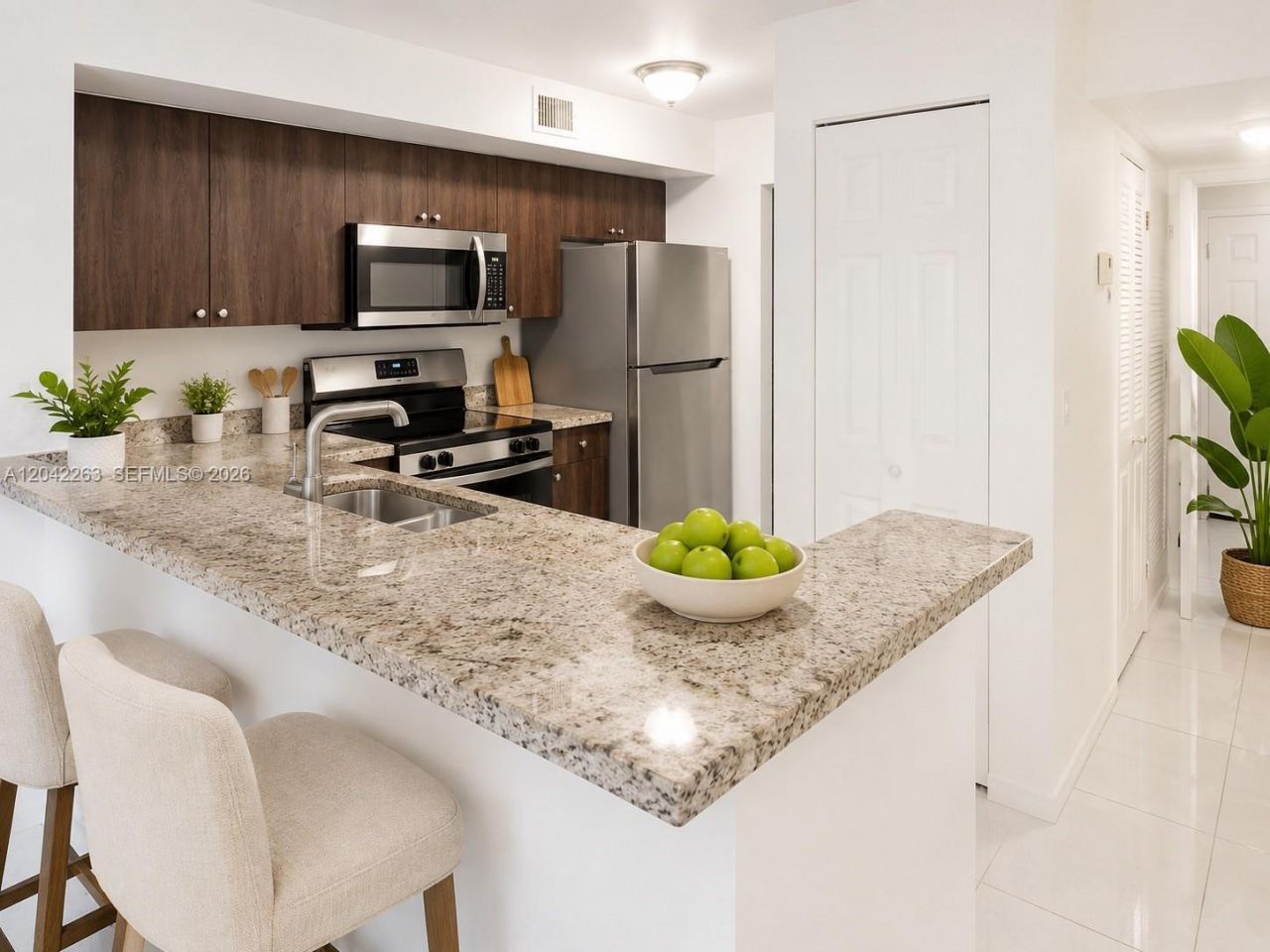 11177 SW 8th St, Unit 208, Pembroke Pines, FL 33025 Photo