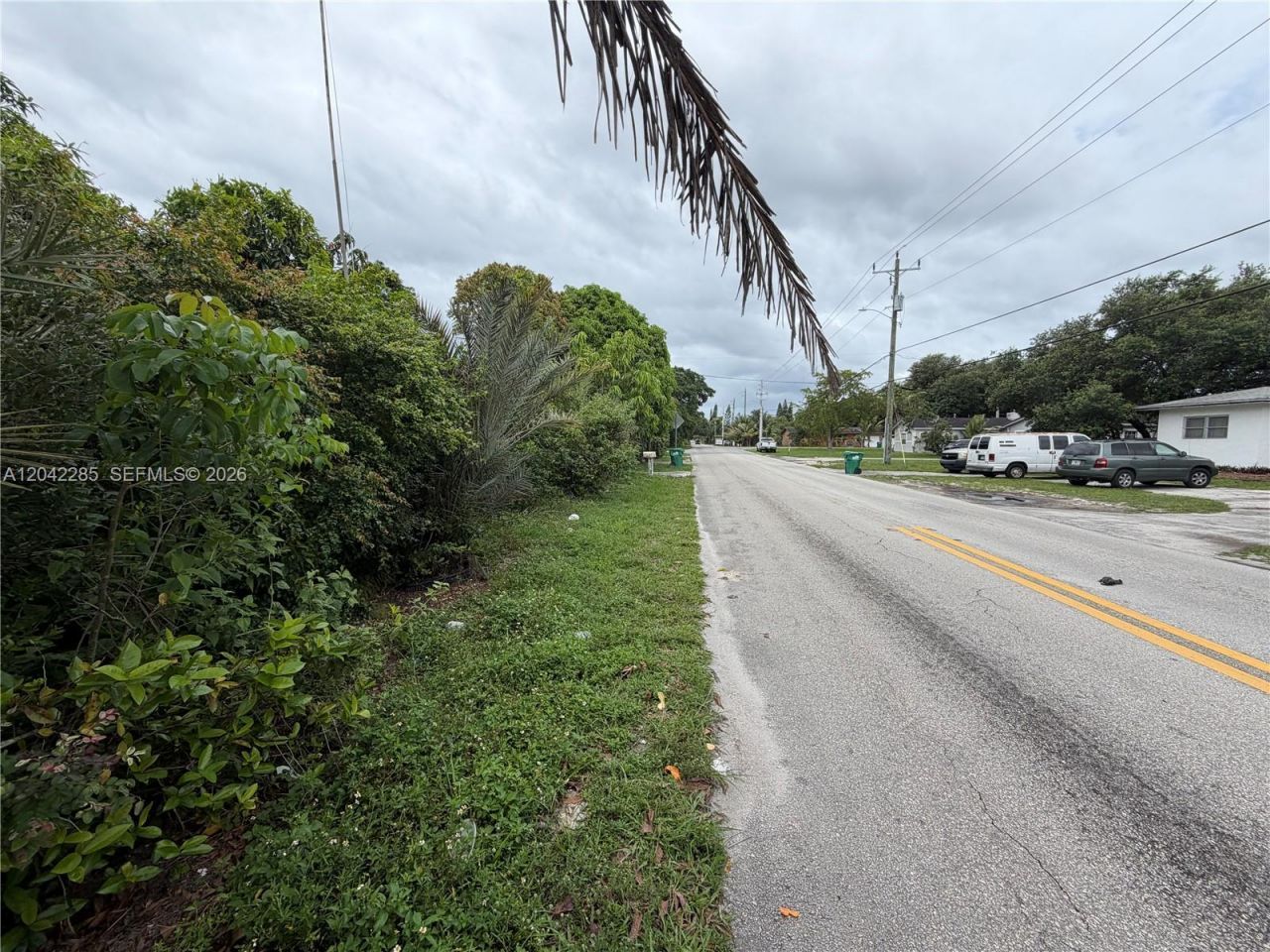 16225 NE 2nd Ave, Miami, FL 33162 Photo