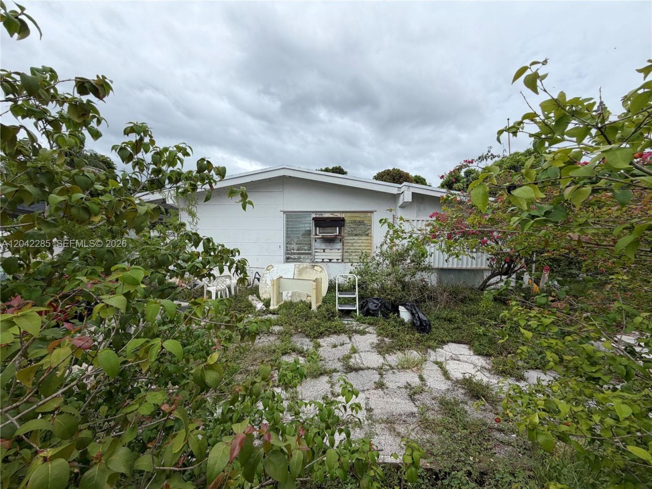 16225 NE 2nd Ave, Miami, FL 33162 Photo