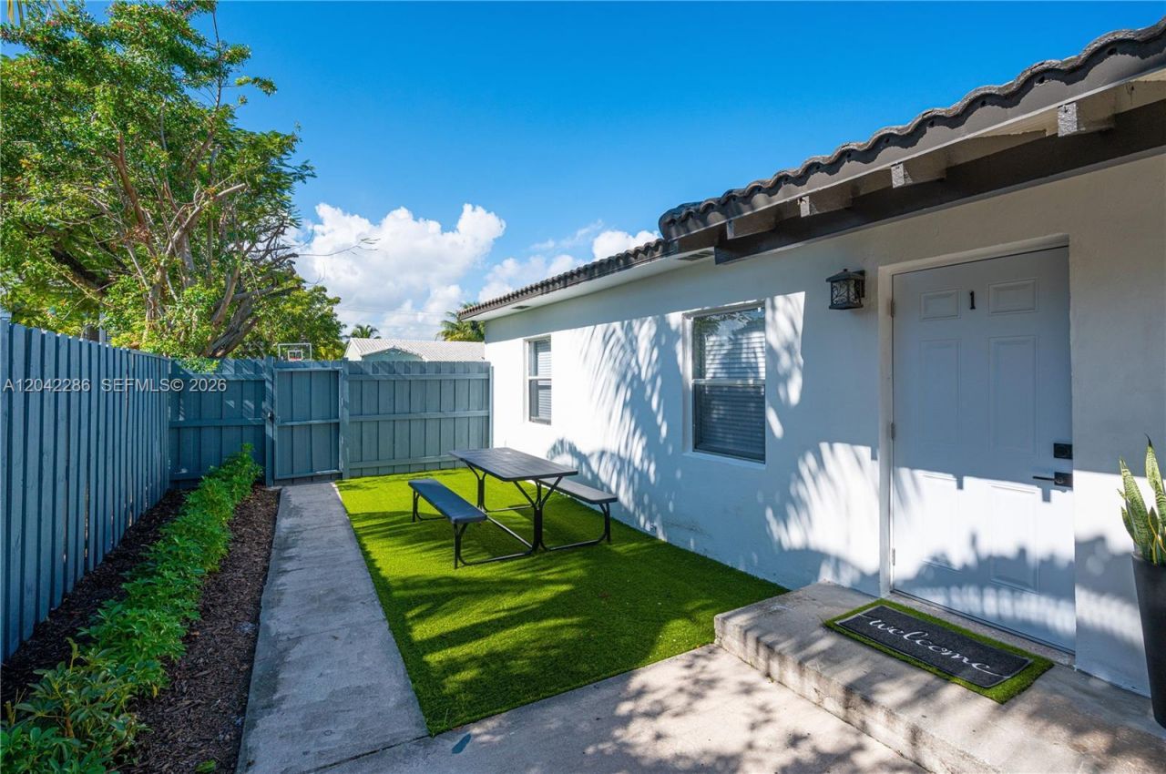 1236 NE 16 Avenue, Fort Lauderdale, FL 33304 Photo