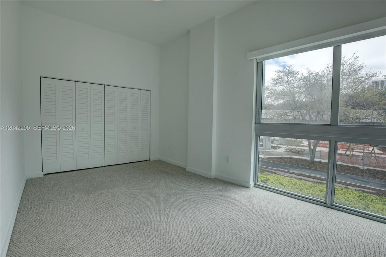 1600 SW 1st Ave , Unit TH-09, Miami, FL 33129 Photo