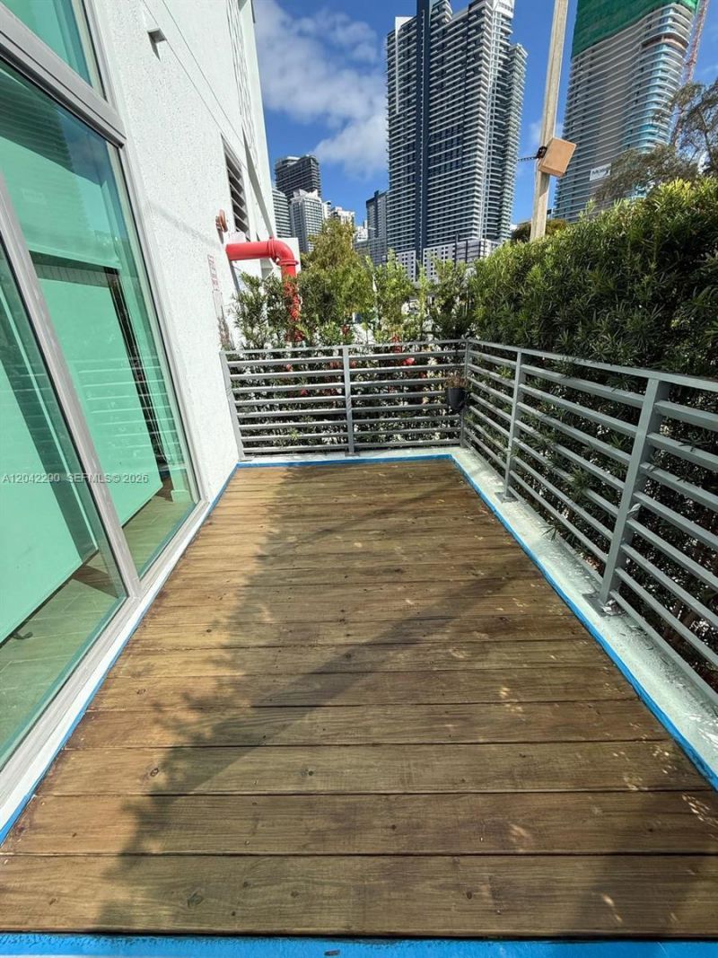 1600 SW 1st Ave, Unit TH-09, Miami, FL 33129 Photo