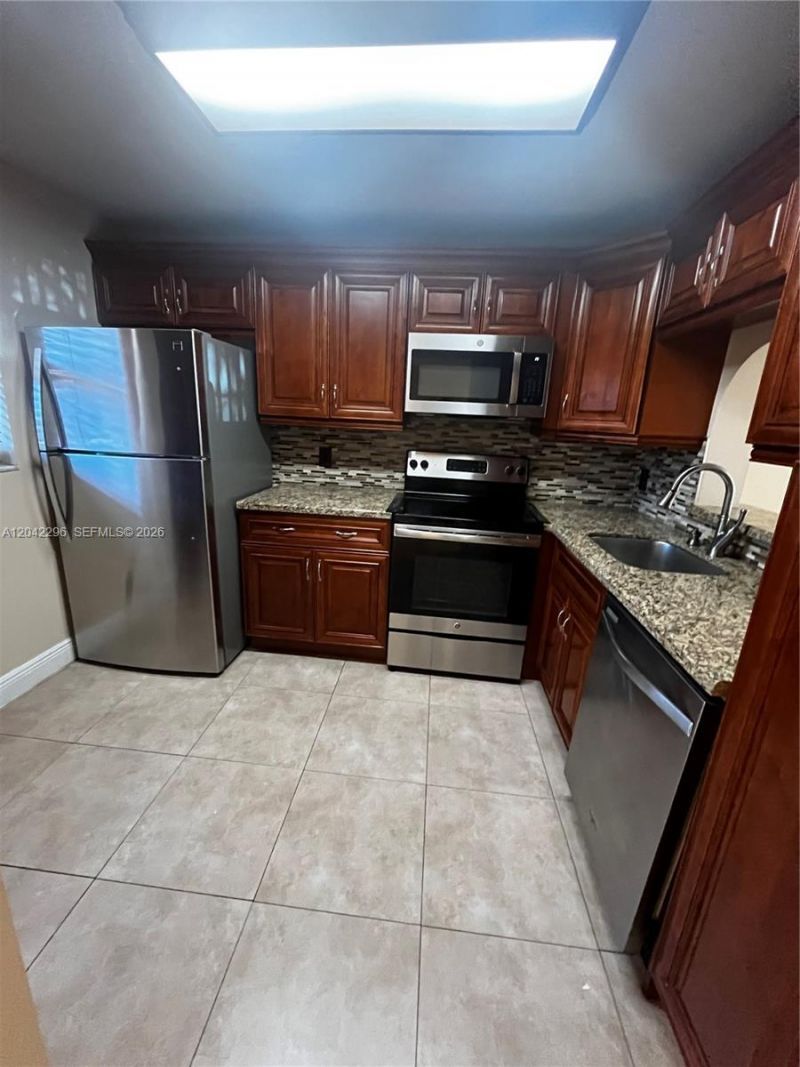 7830 NW 33rd St, Unit 206, Davie, FL 33024 Photo
