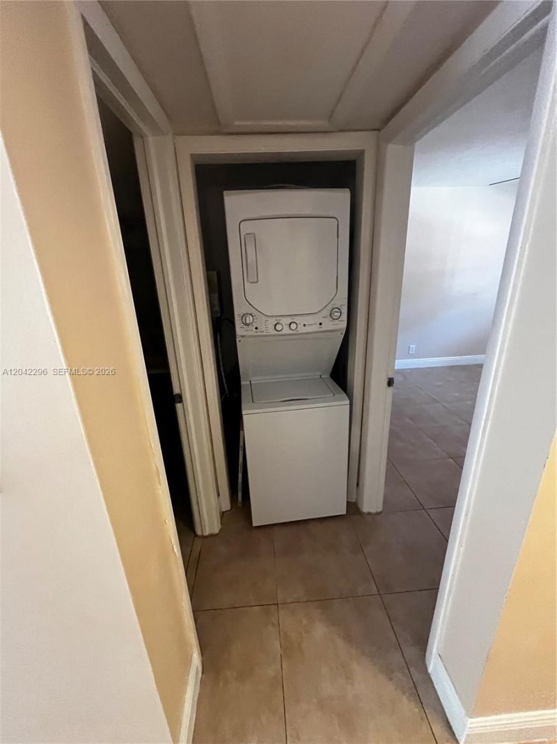 7830 NW 33rd St, Unit 206, Davie, FL 33024 Photo