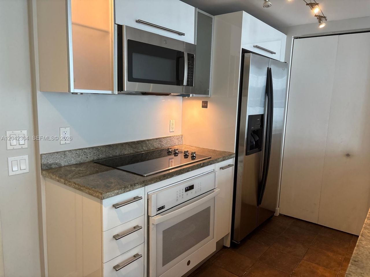 185 SW 7th St, Unit 1410, Miami, FL 33130 Photo