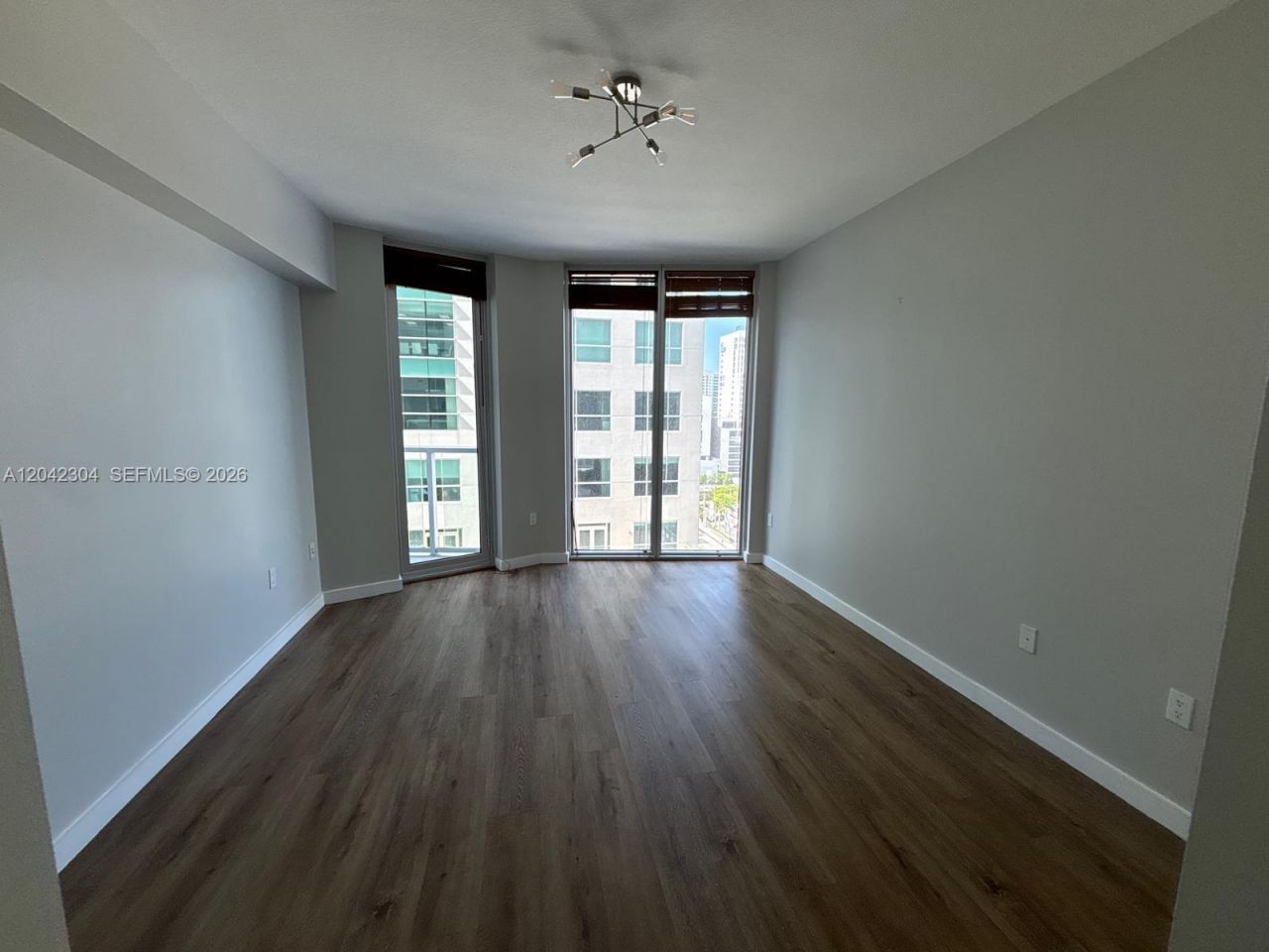 185 SW 7th St , Unit 1410, Miami, FL 33130 Photo