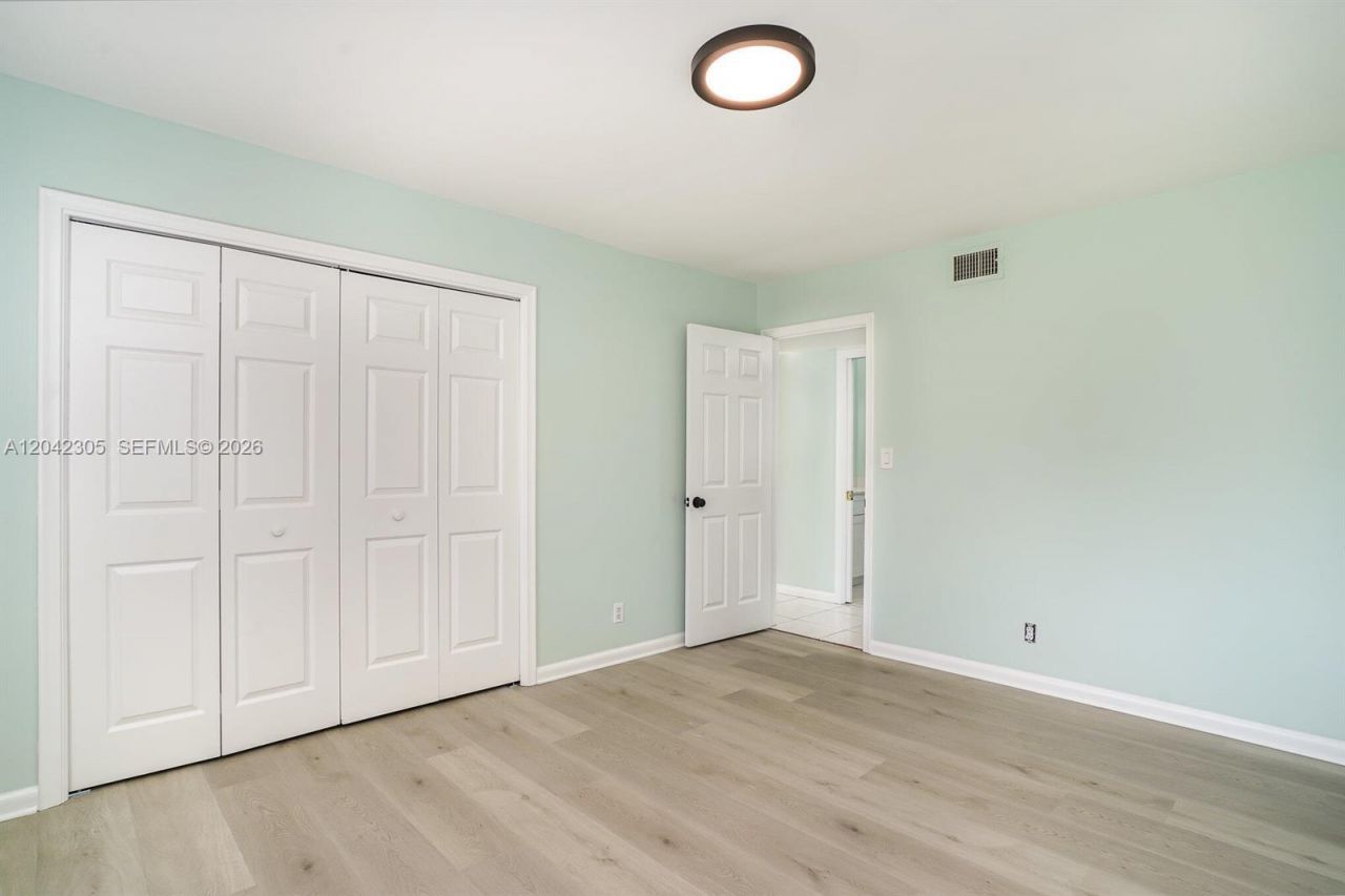 560 High Point Dr, Unit D, Delray Beach, FL 33445 Photo