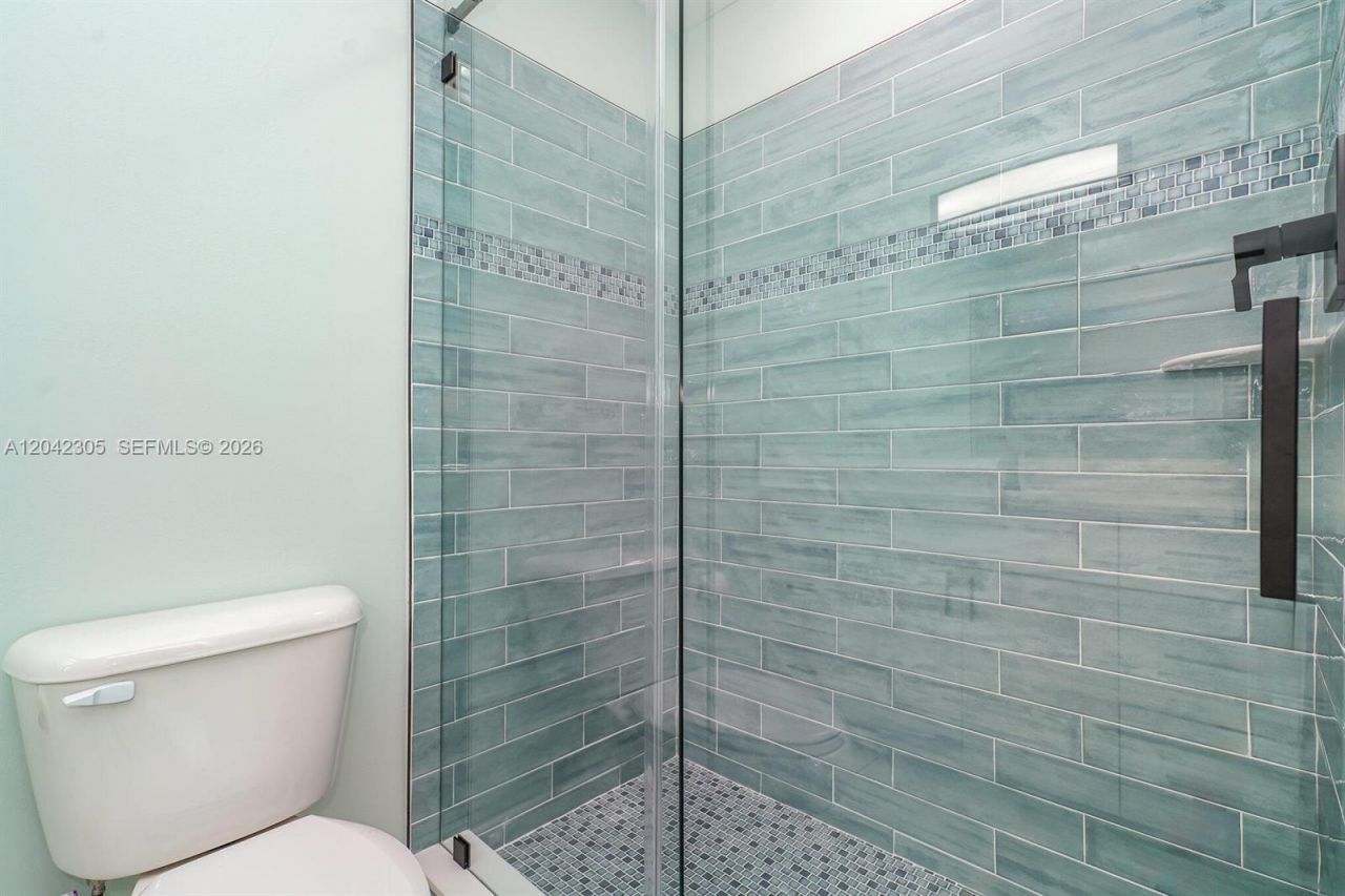 560 High Point Dr, Unit D, Delray Beach, FL 33445 Photo