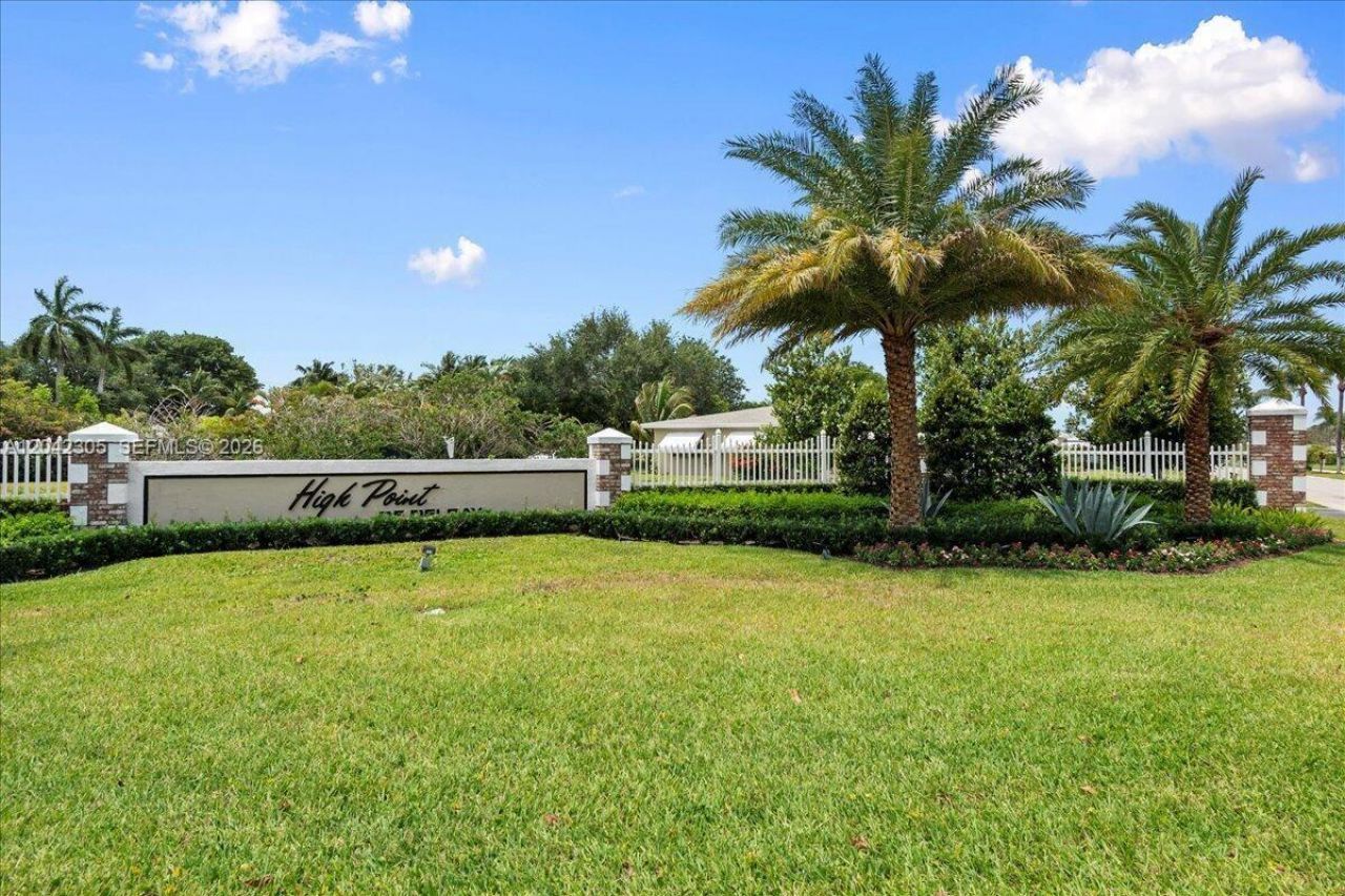 560 High Point Dr, Unit D, Delray Beach, FL 33445 Photo