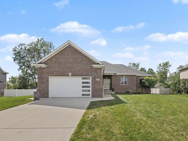 8308 Jack Pine Circle, Ypsilanti, MI 48197