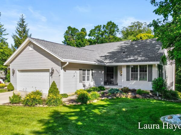 6880 Beechwood Drive, Saranac, MI 48881