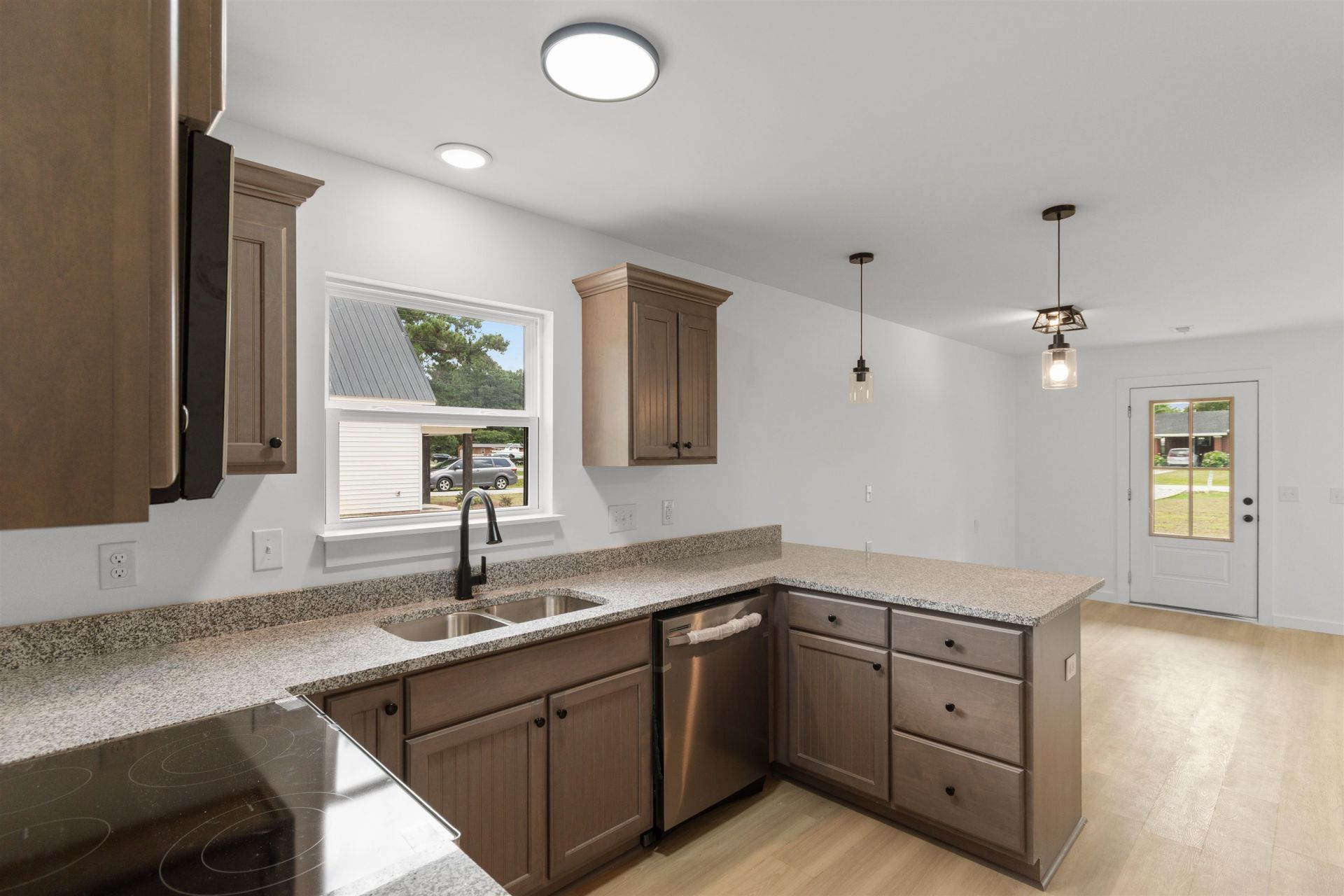 402 S Magnolia Ave. Photo 13