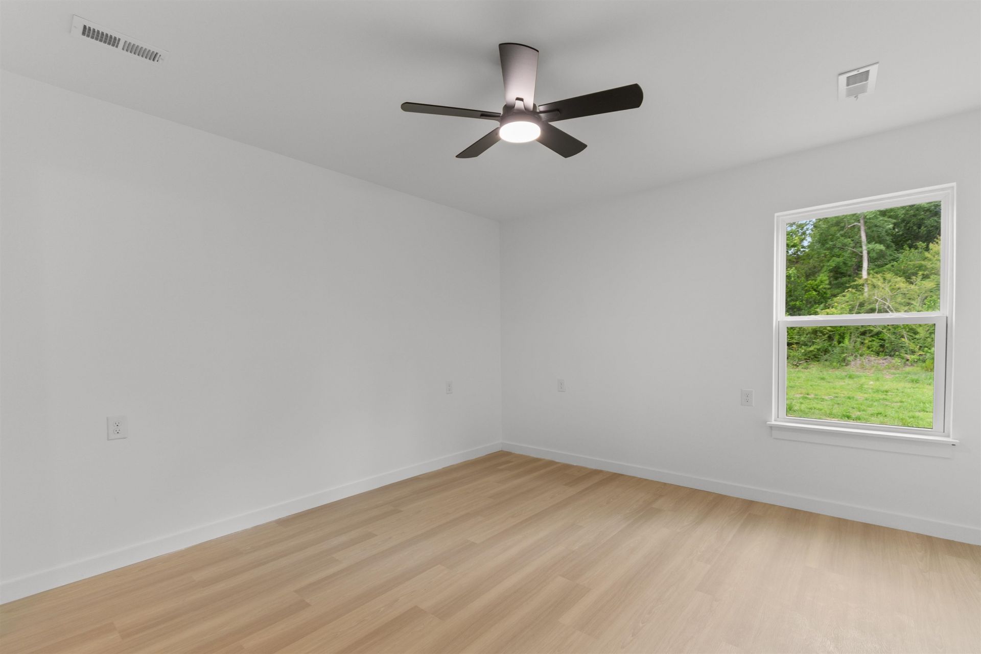402 S Magnolia Ave. Photo 17