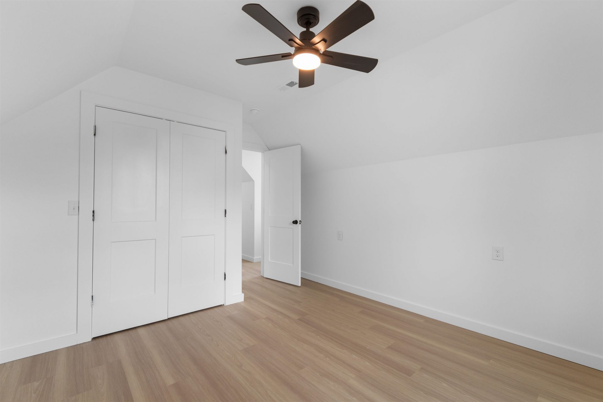 402 S Magnolia Ave. Photo 23