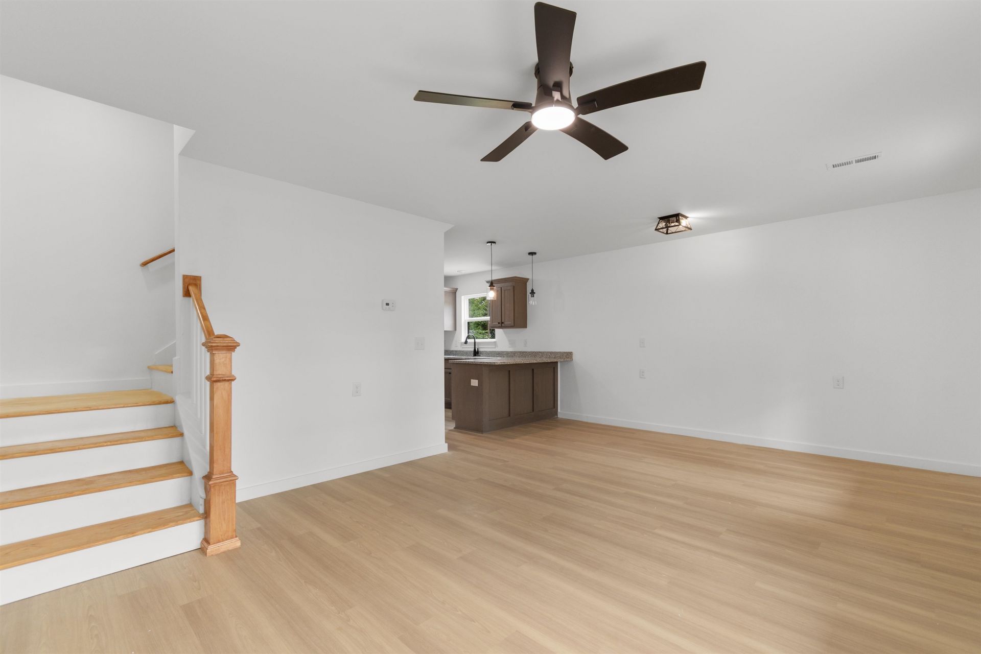402 S Magnolia Ave. Photo 8