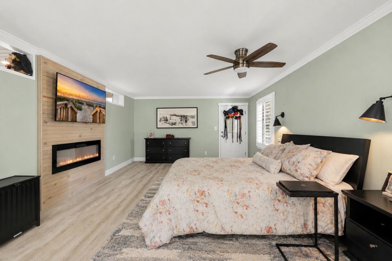 3905 Pine Lake Dr.  Photo 5