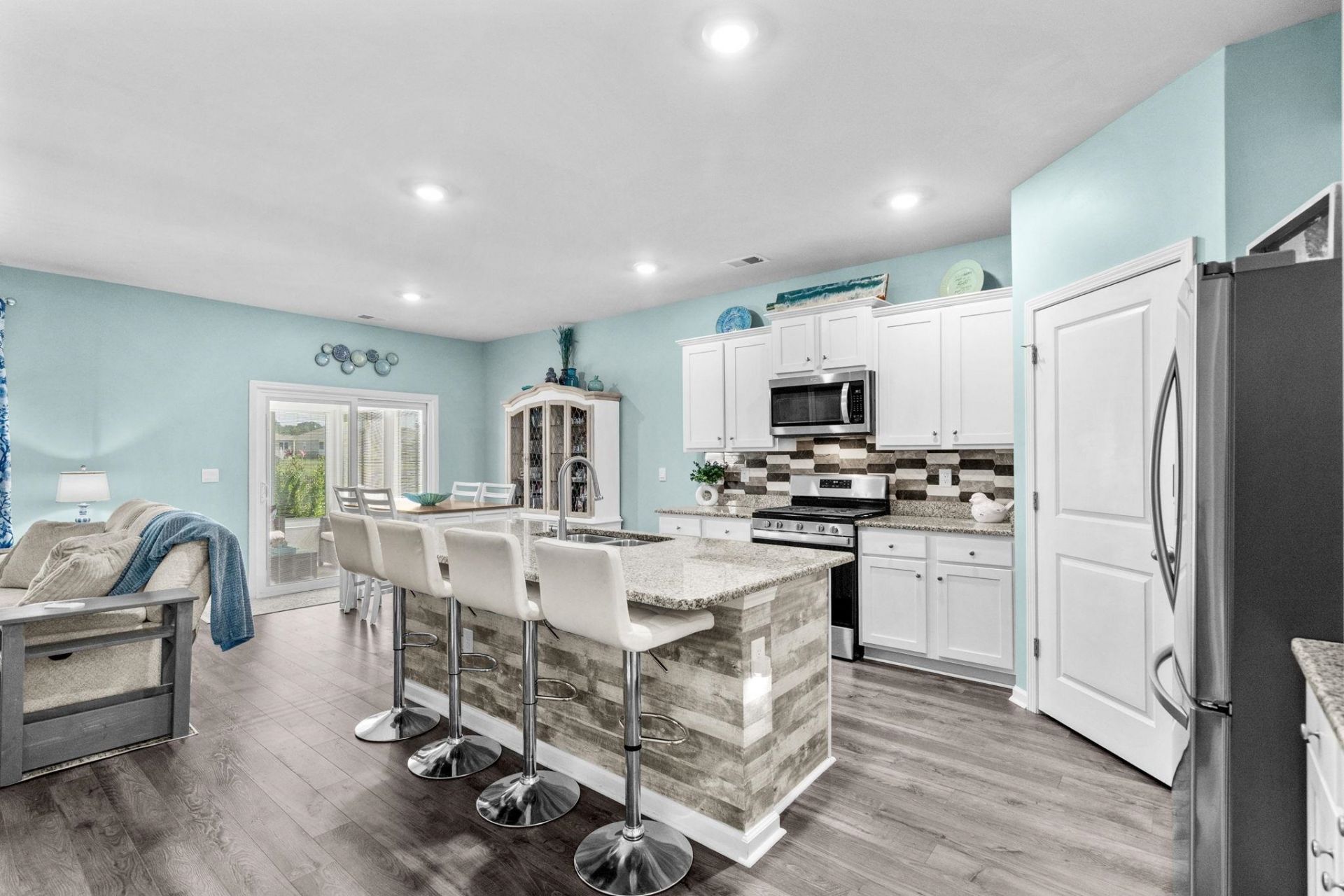 3009 Thorburn Ct. Photo 11