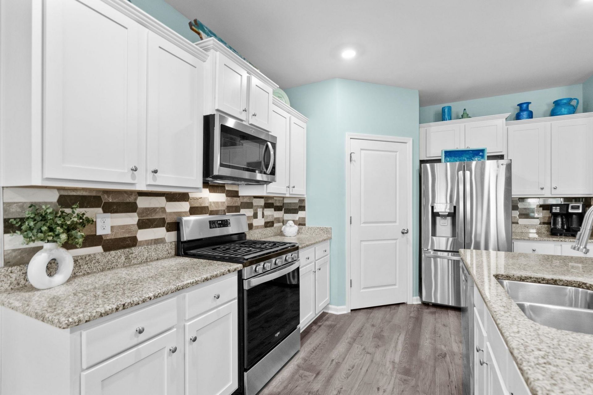 3009 Thorburn Ct. Photo 15