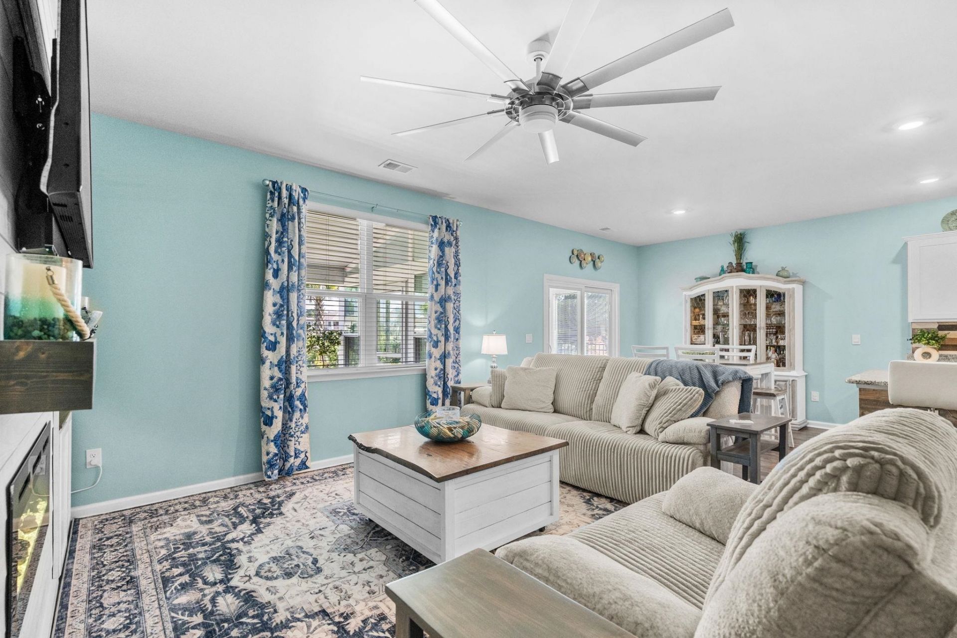 3009 Thorburn Ct. Photo 9